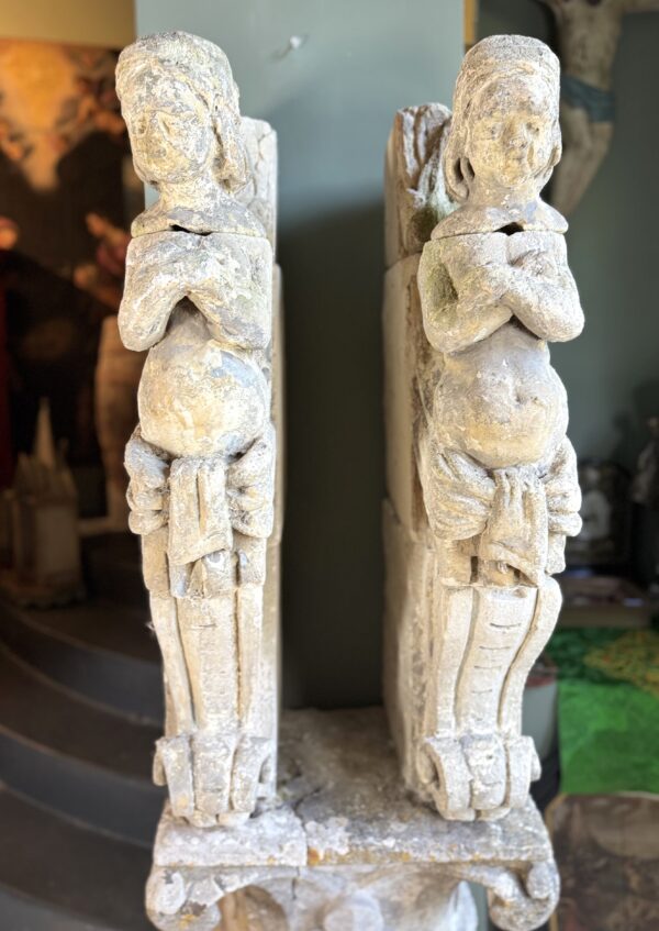 Paire de cariatides gothiques – France – début XVIe 
