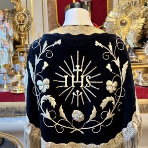 Chape Sacerdotale en velours bleu nuit - XIXe - vendue