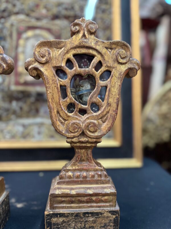paire-de-reliquaires-baroques-des-saints-fortunat-et-sabine-XVIIIe – Image 3