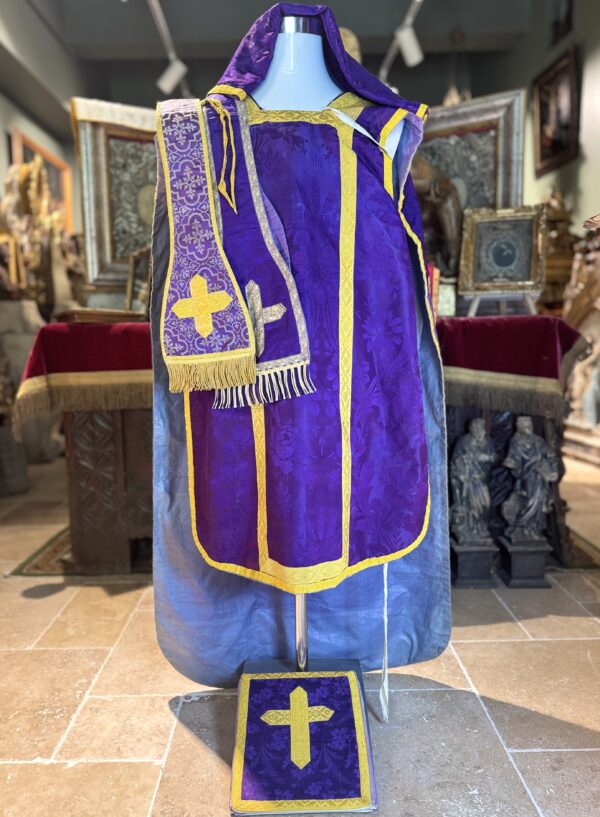 Chasuble Avec étole, Manipule Et Bourse - Fin XIXe