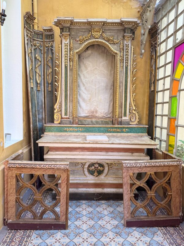 Autel et retable en bois - XIXe – Image 6