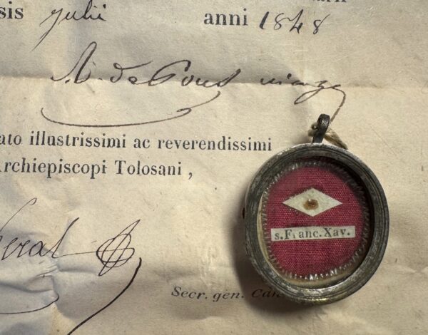 Thèque reliquaire de Saint François Xavier et son authentique - 1848 - Vendue