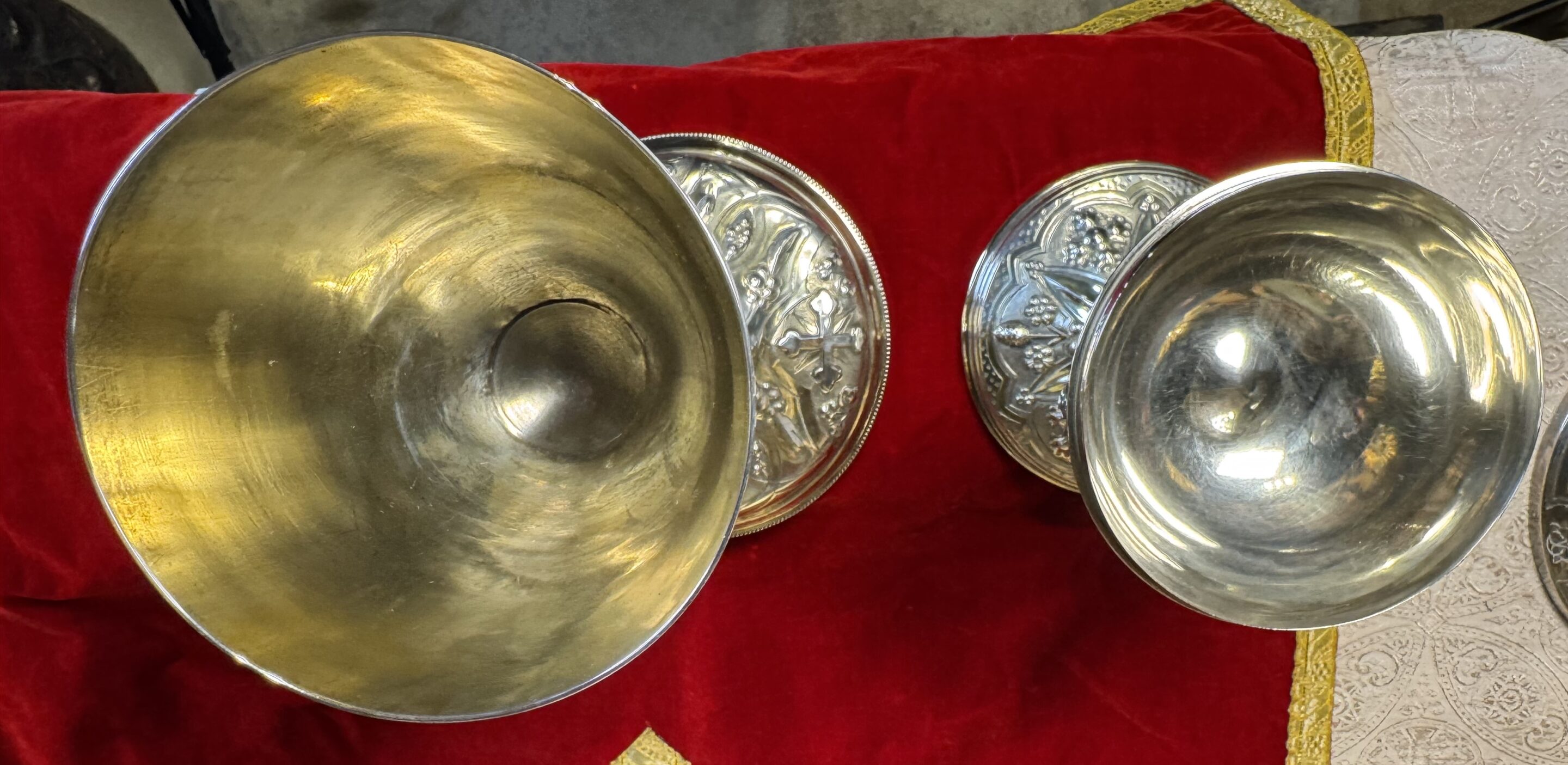 Chapelle comprenant Calice et Ciboire - XIXe – Image 4