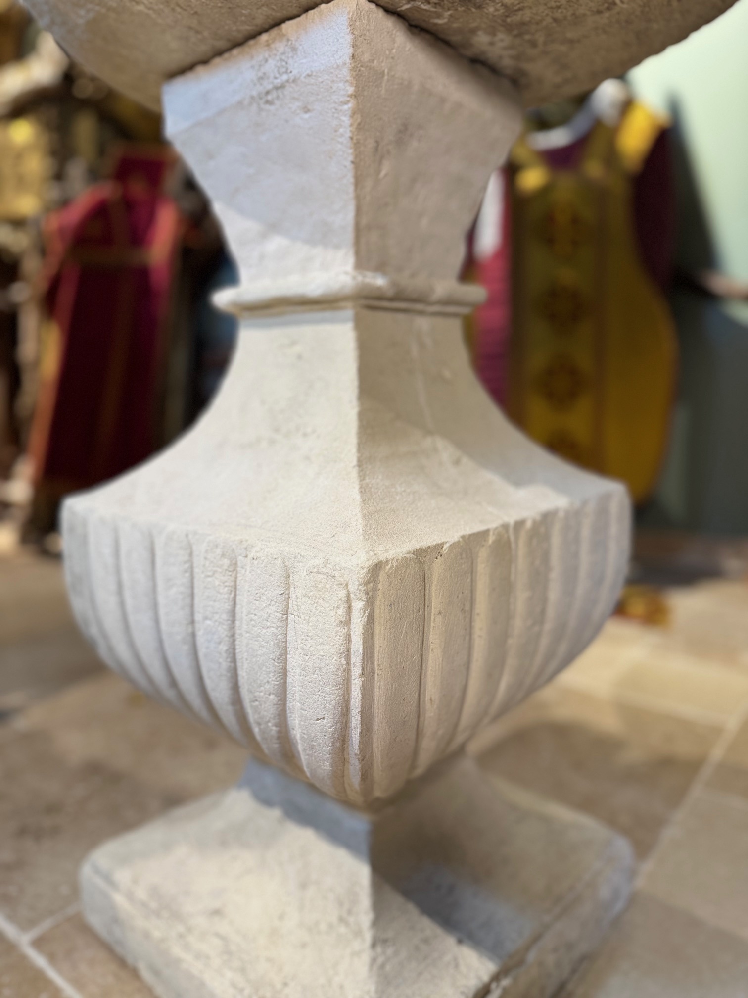 Imposant Bénitier En Pierre - XVIIe – Image 3