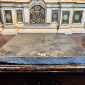 Grande pierre d'autel en ardoise