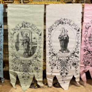 Série de quatre bannières de chapelle - début XXe