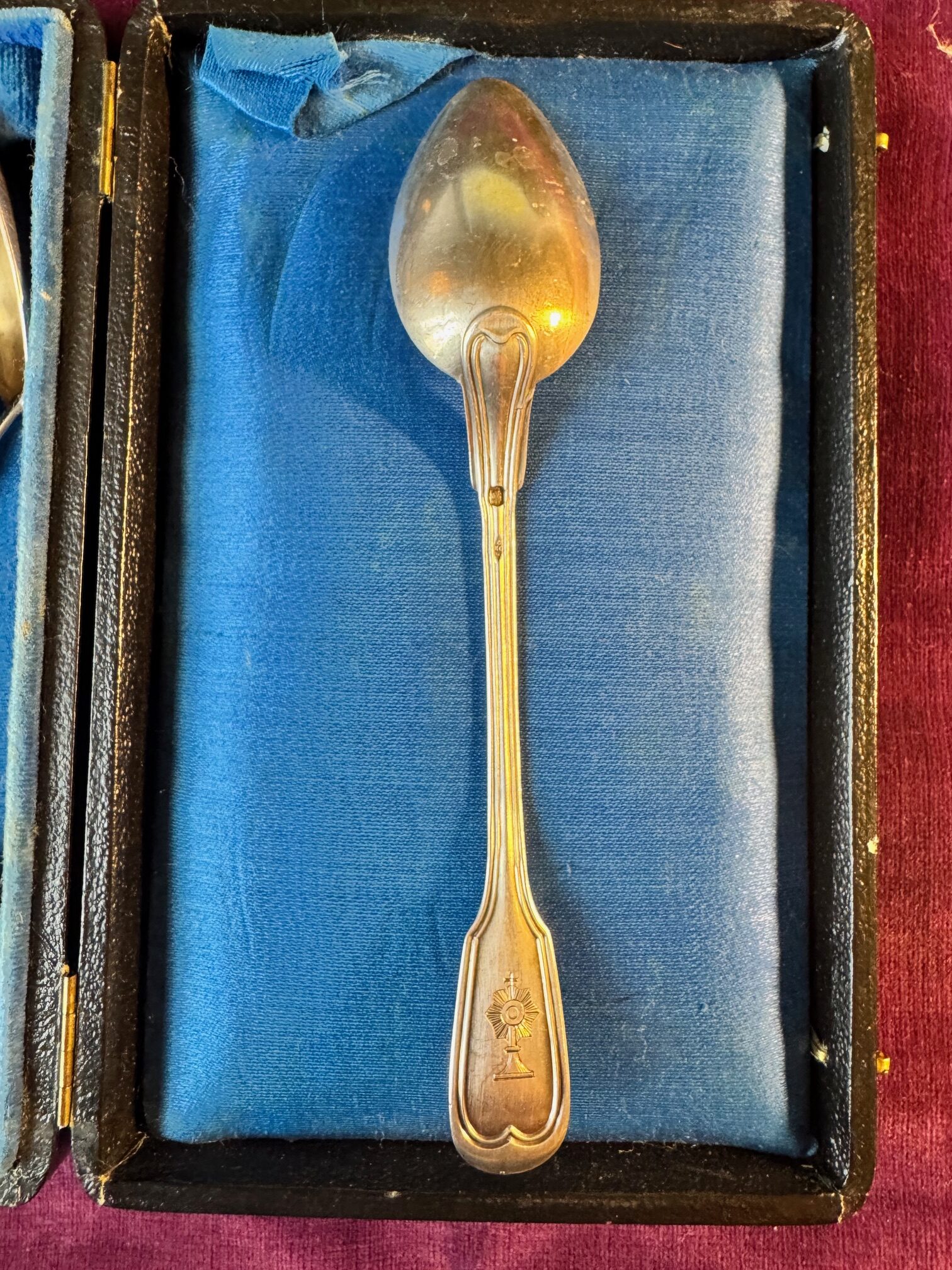 Six petites cuillères en argent avec motif d’un ostensoir - XIXe – Image 3