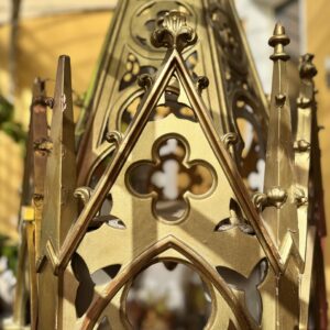 Ciborium en bois doré néogothique - Circa 1900