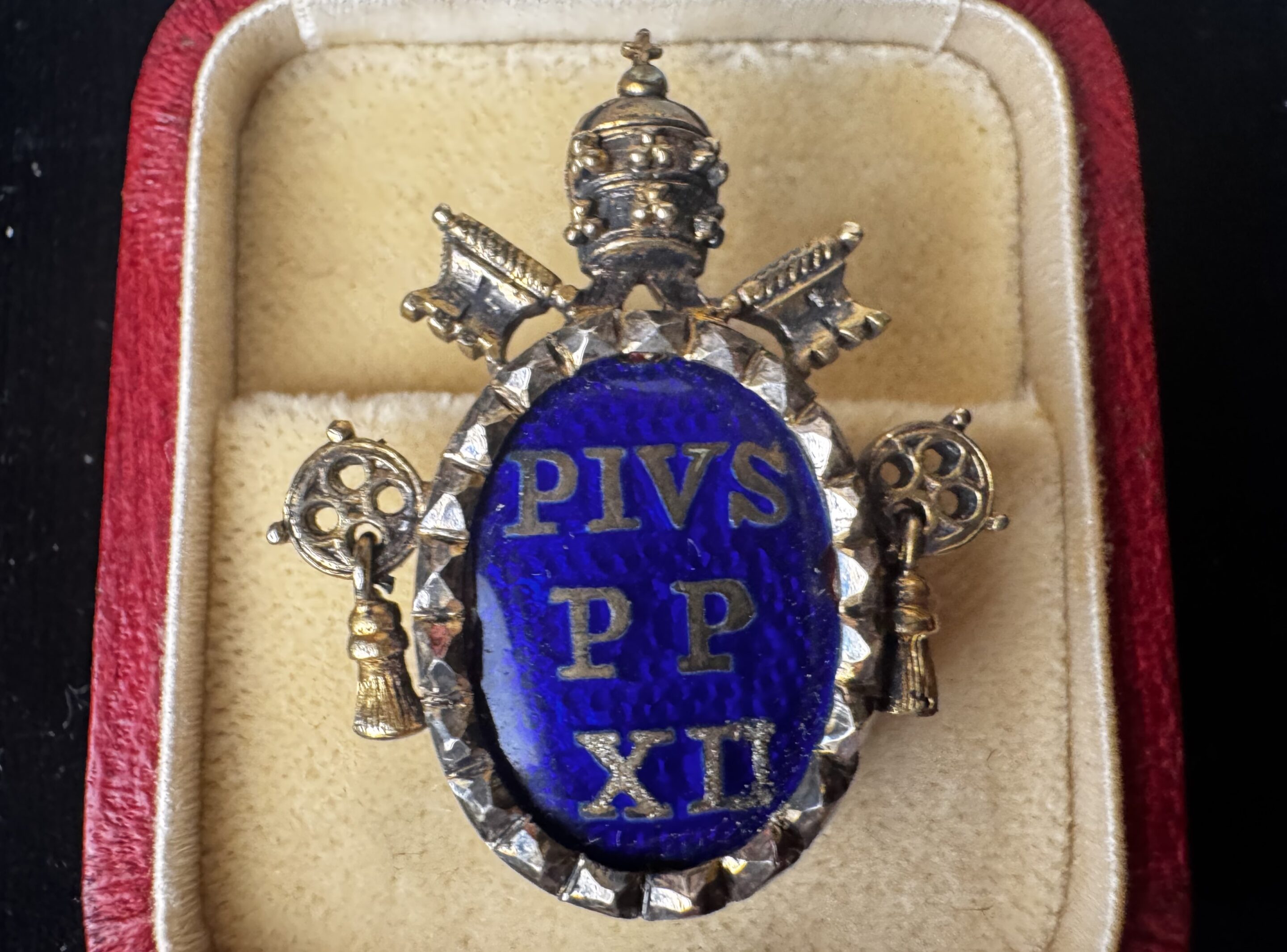 Insigne de sainteté de camériers secrets - XXe – Image 2